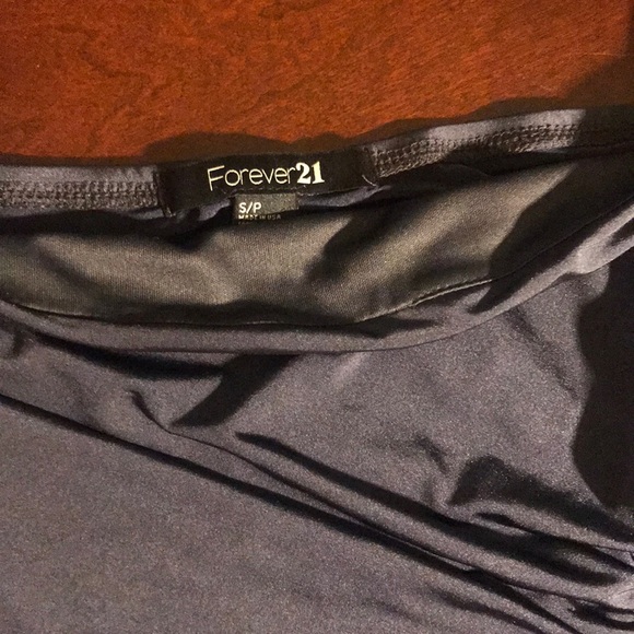 Dress - Picture 6 of 6